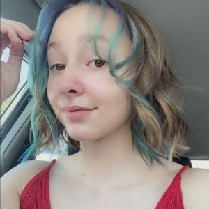 Meet your Posher, Azlynn